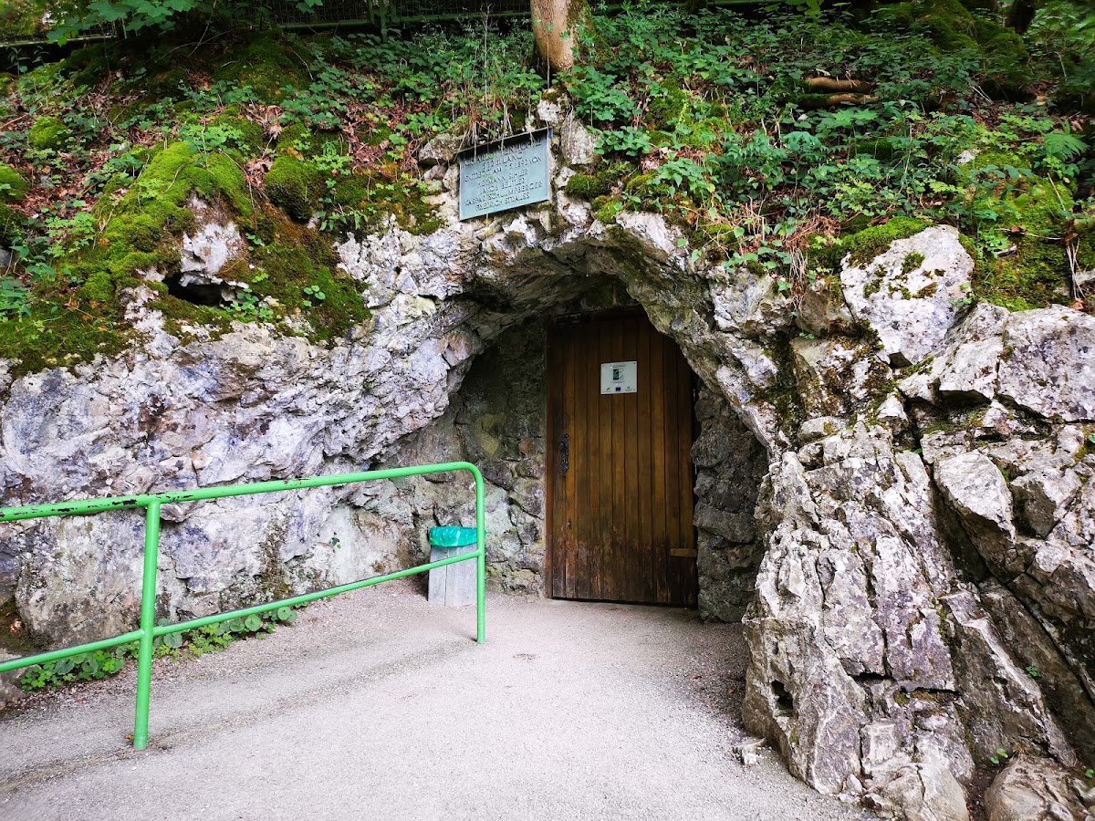 Charlottenhöhle Hürben