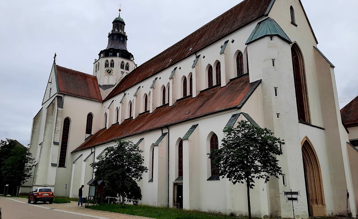 Ehem. Kloster und kath. Pfarrkirche Mariä Himmelfahrt