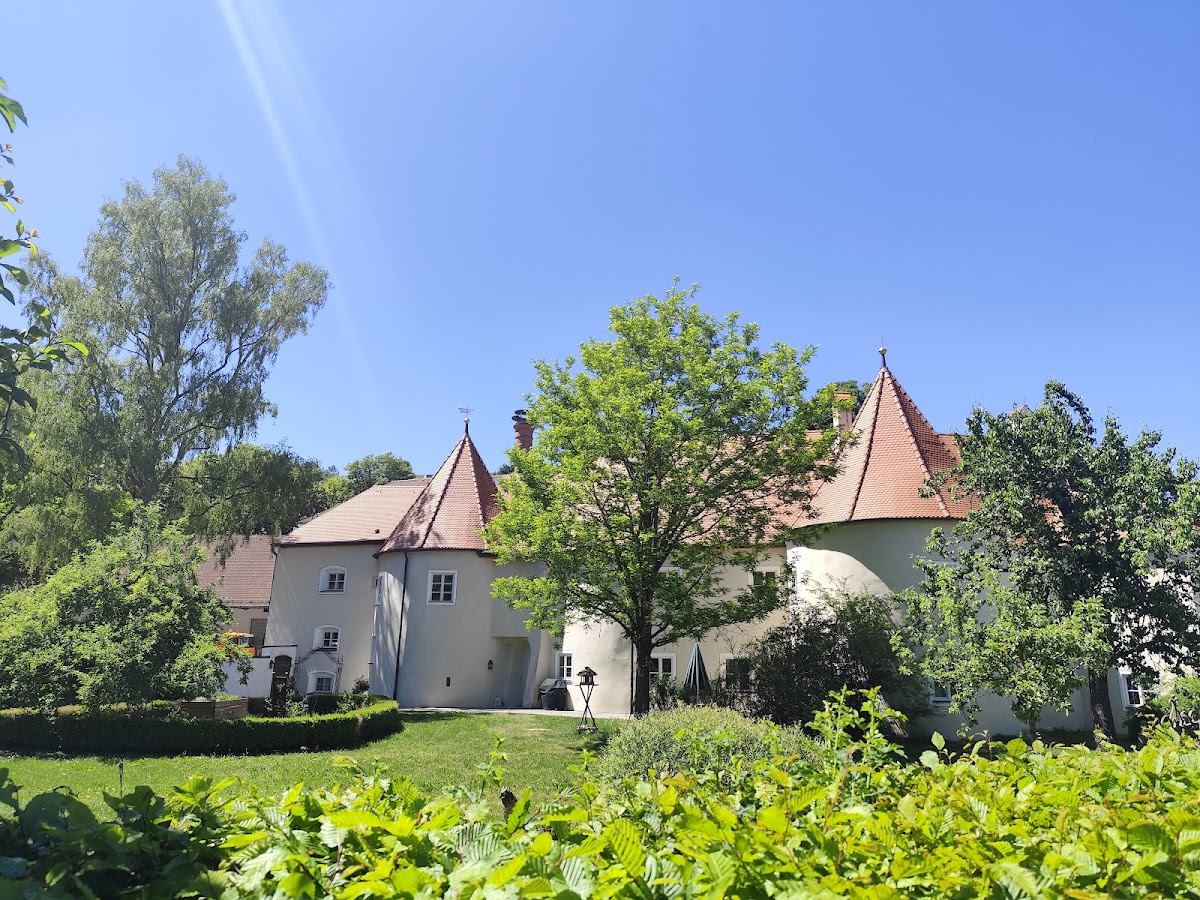 Ehemaliges Wasserschloss Titting