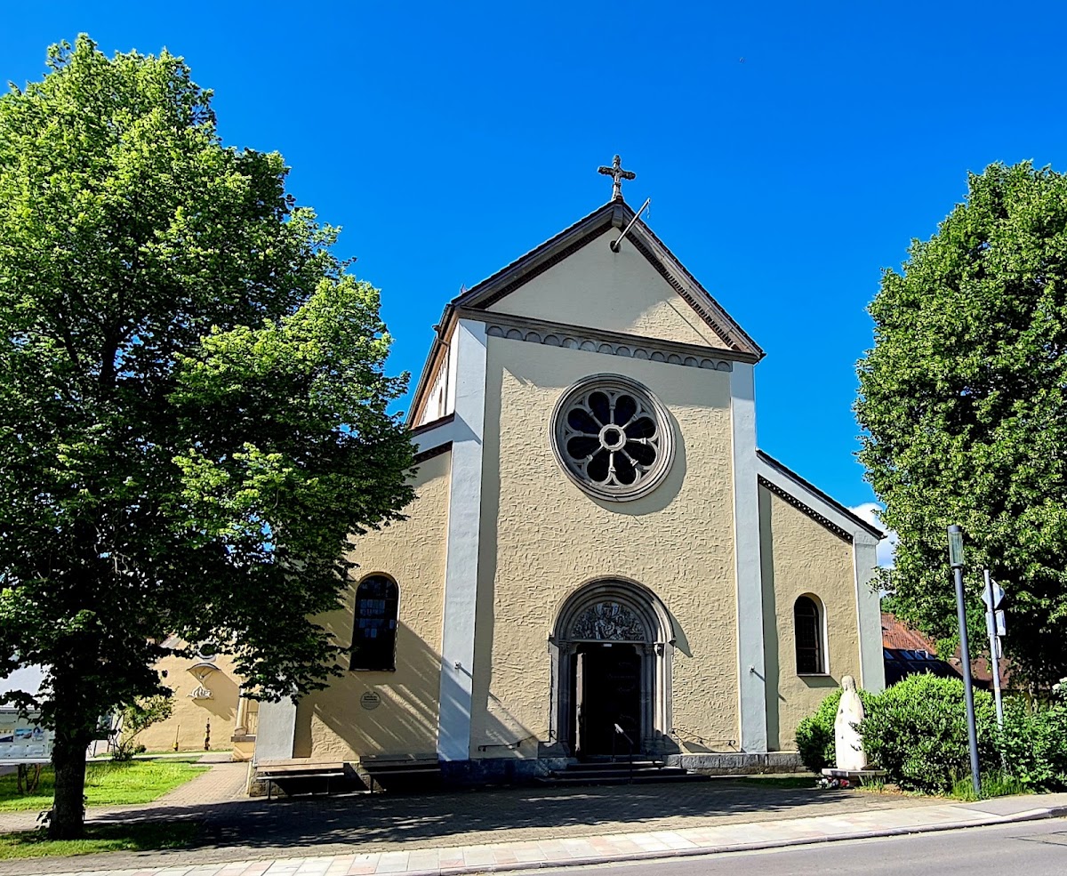 Kath. Pfarrkirche Mariä Himmelfahrt