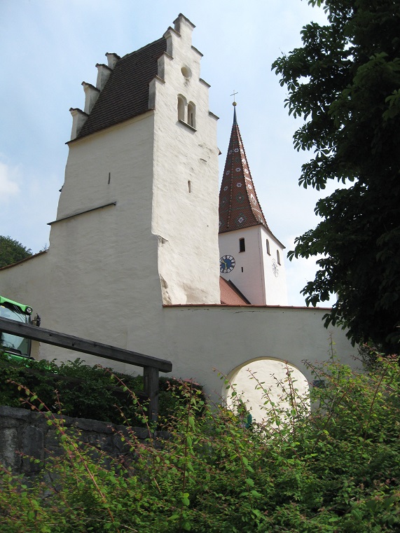Kirchenburg Mariä Geburt Kinding