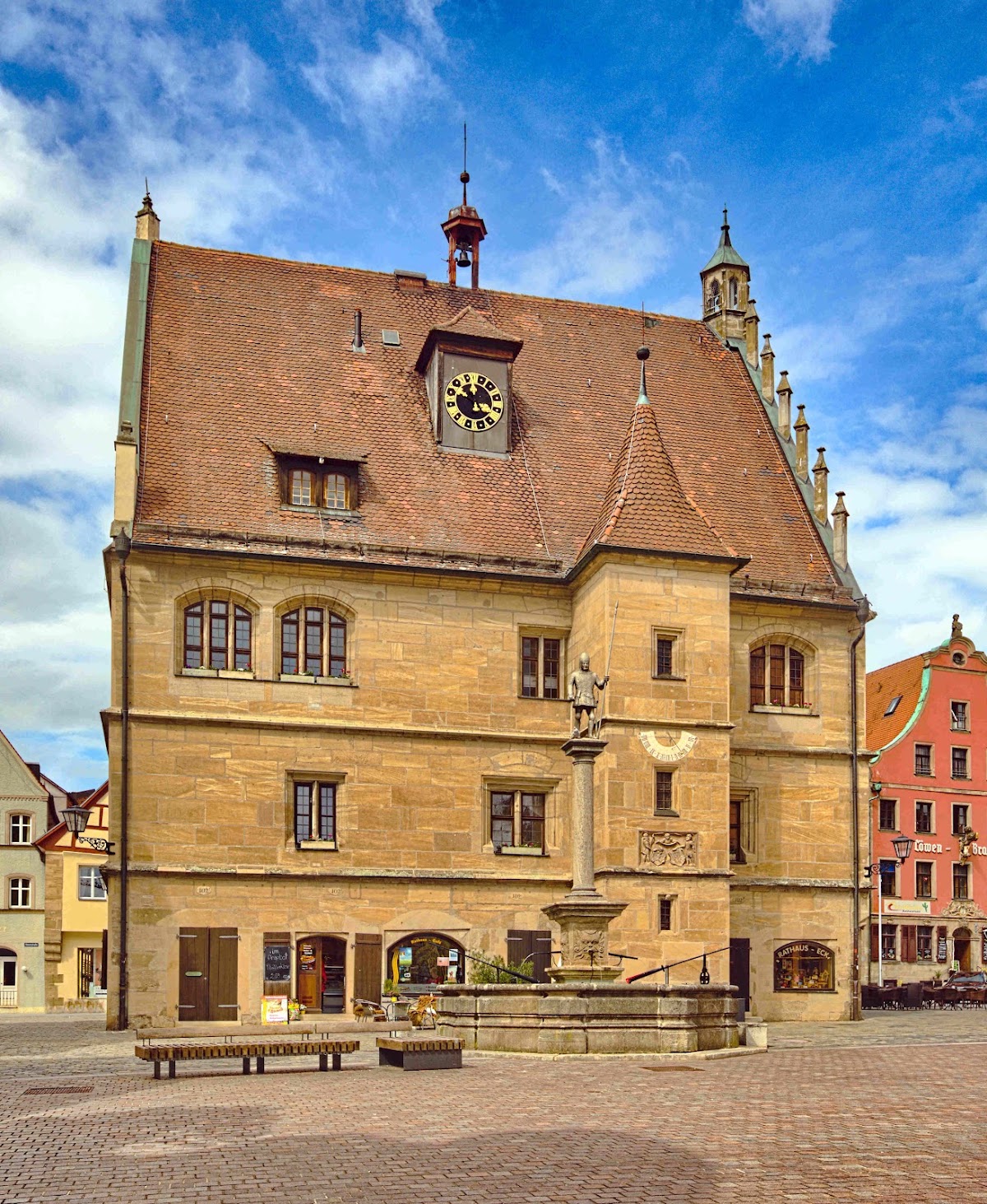 Marktplatz mit Schweppermannsbrunnen