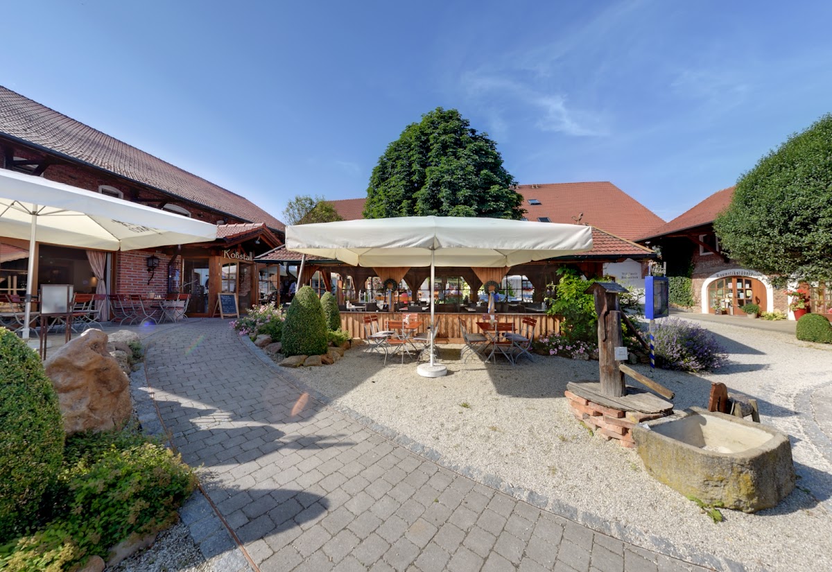 Naturhallenbad beim Arterhof Lengham