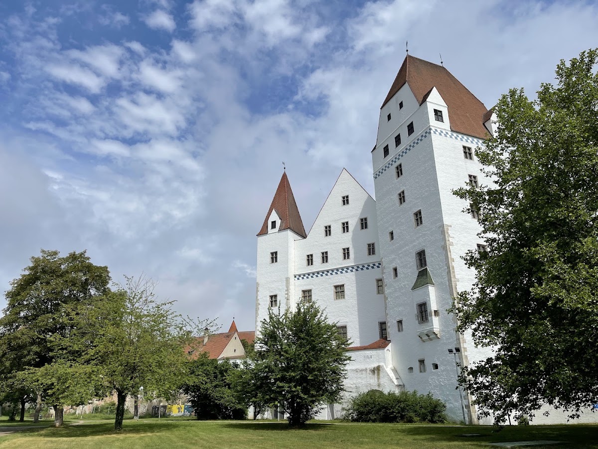 Neues Schloss