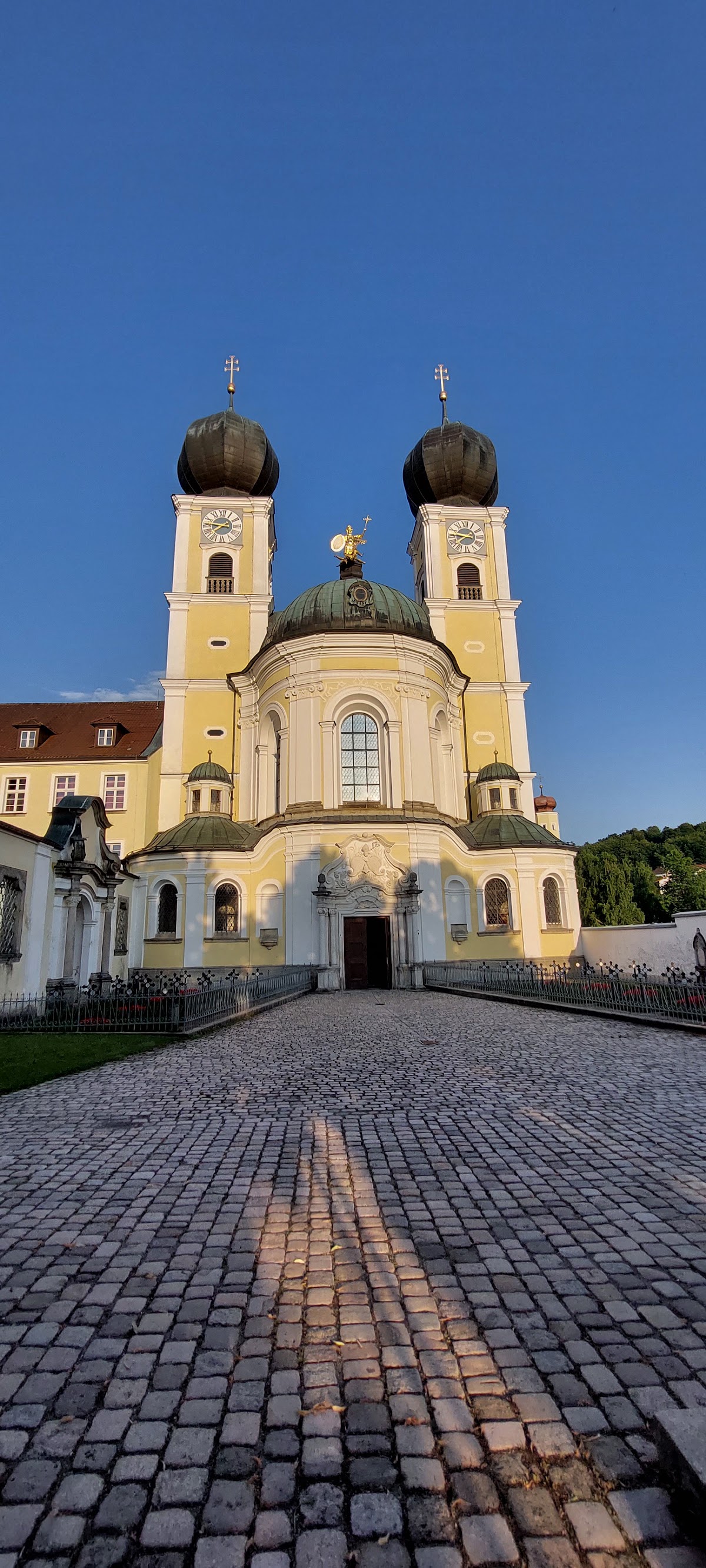 Prälatengarten am Kloster Metten