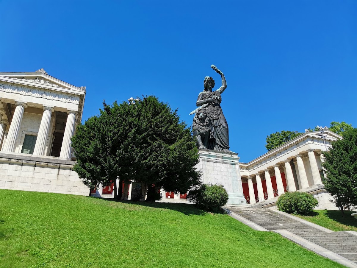 Ruhmeshalle und Bavaria