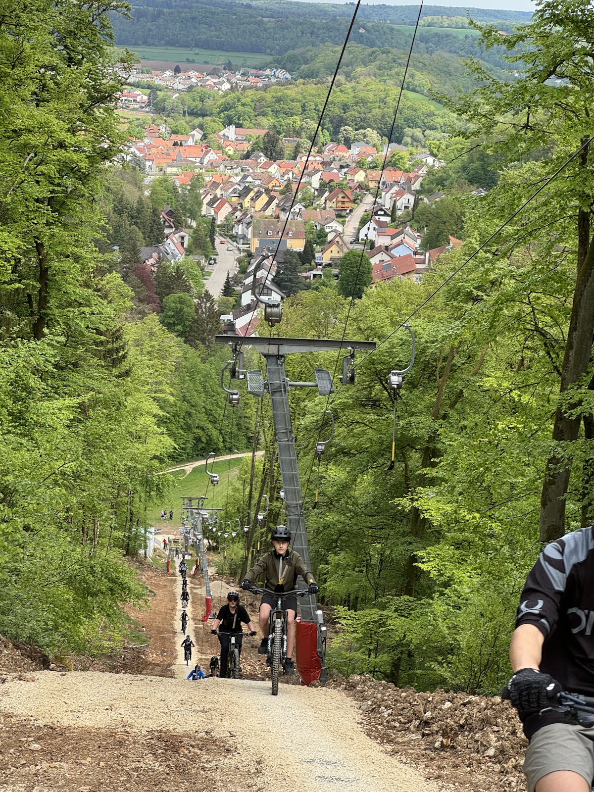 Skihang mit Skilift & Naturrodelbahn im Heumöderntal