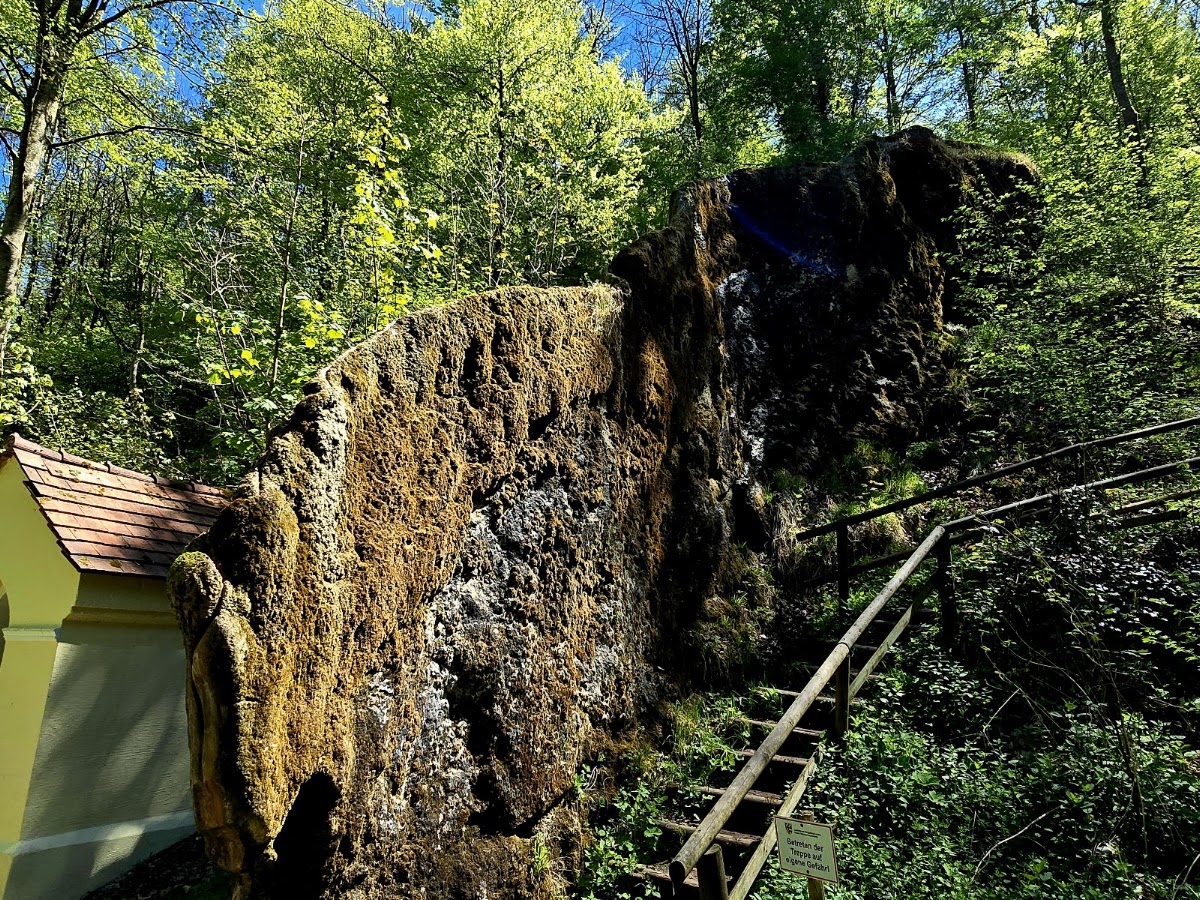 Wachsender Felsen von Usterling