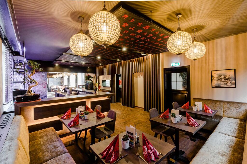 Asia House Spezialitätenrestaurant KG