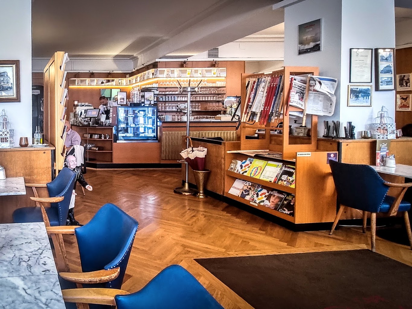 Cafe Central