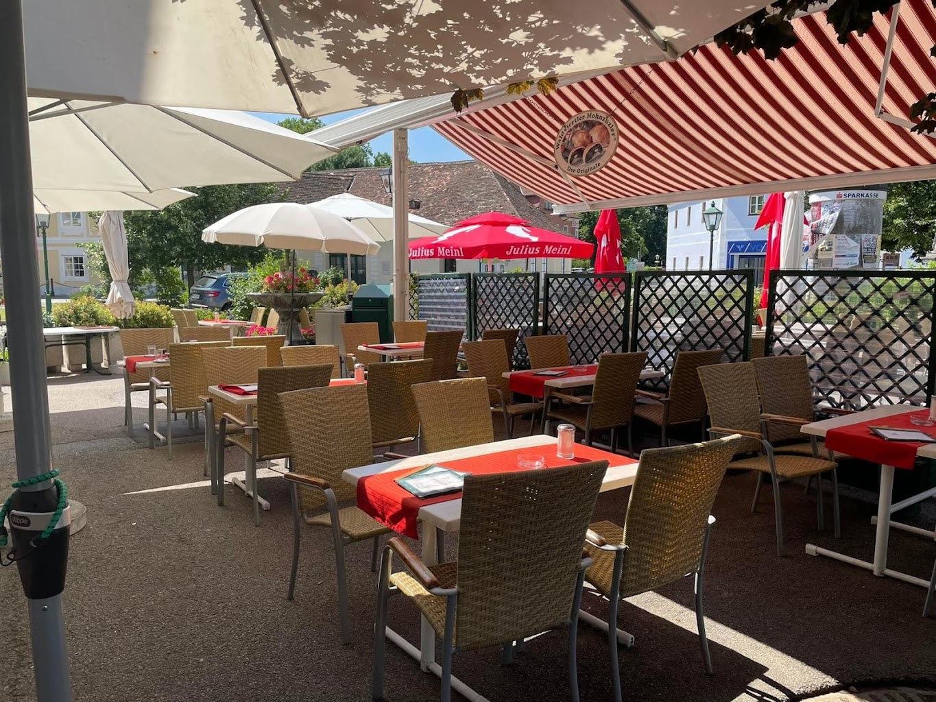 Ehrenberger GmbH-Bäckerei-Mohnzuzler Greißlerei