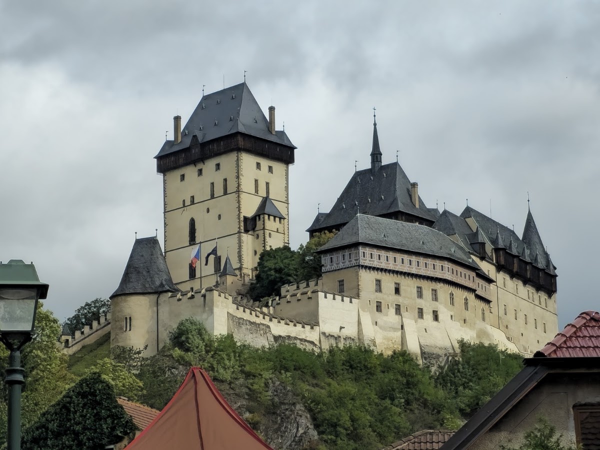 Burg Karlštejn (Hrad Karlštejn)