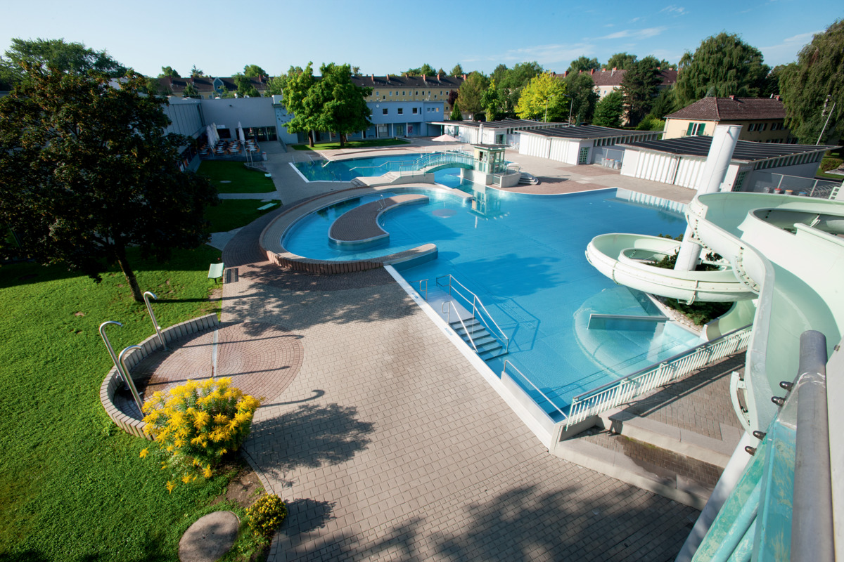 Wellnessoase Hummelhof – Freibad