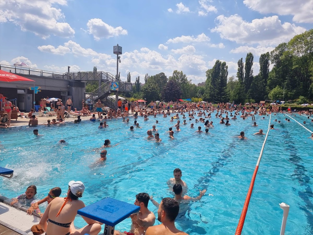 Freibad Petynka Prag (Koupaliště Petynka)