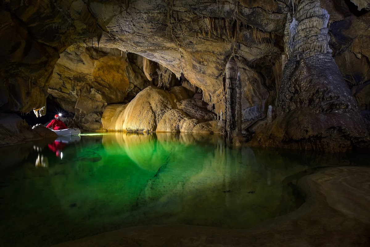 Kreuzhöhle (Križna jama)