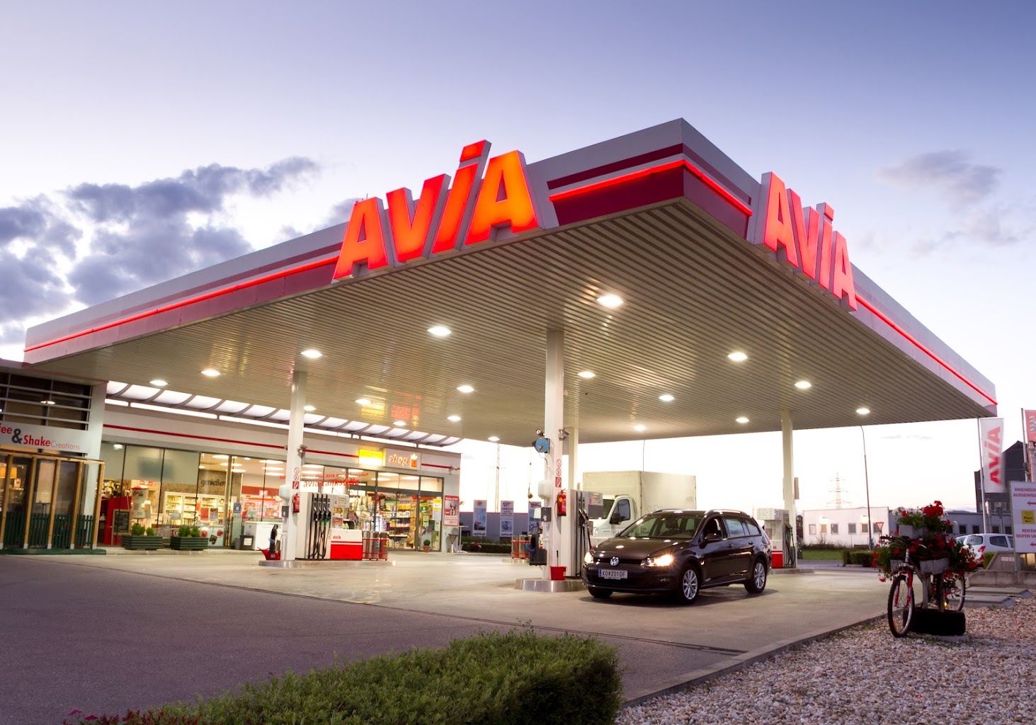 AVIA