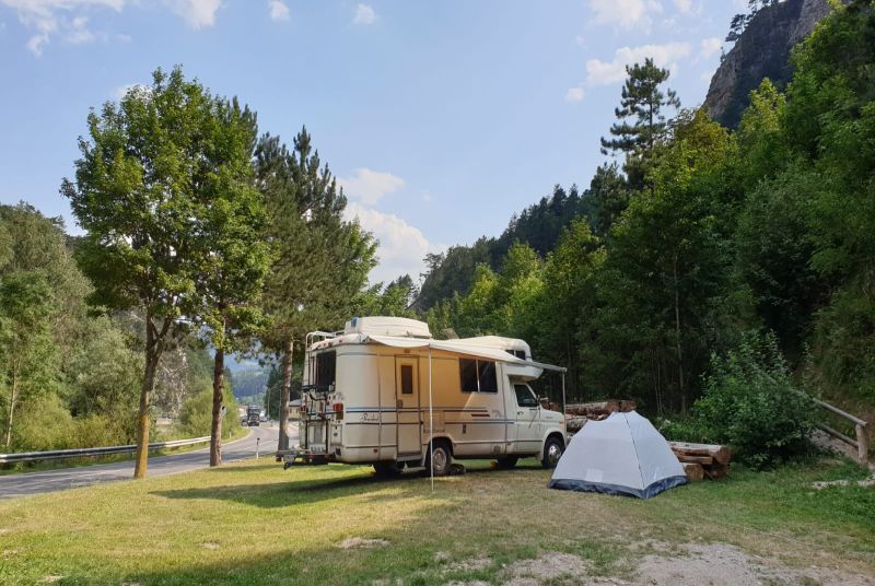 Rax Park 'n' Camp