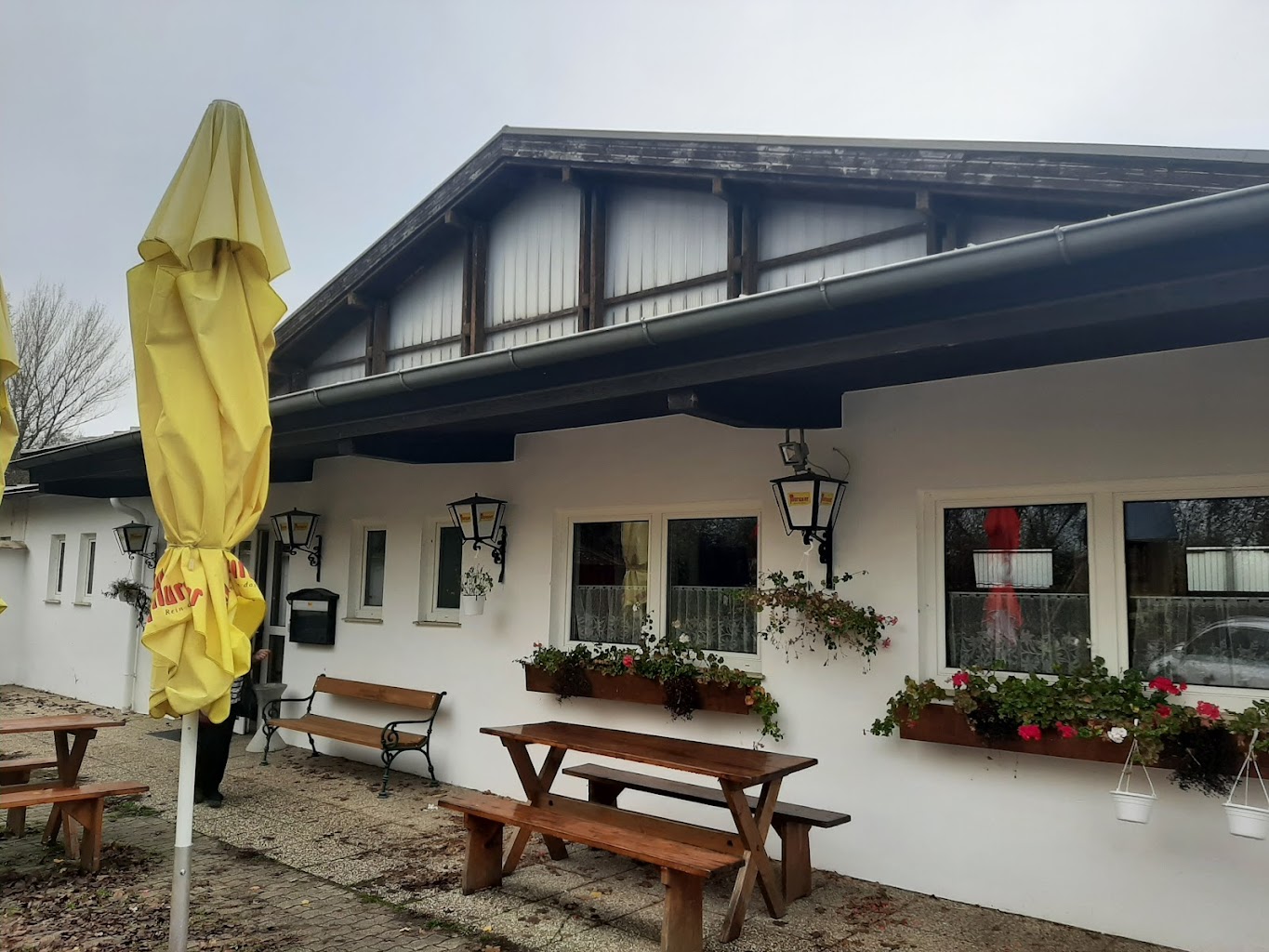Tennishalle - Peiritsch Johanna u Gerhard