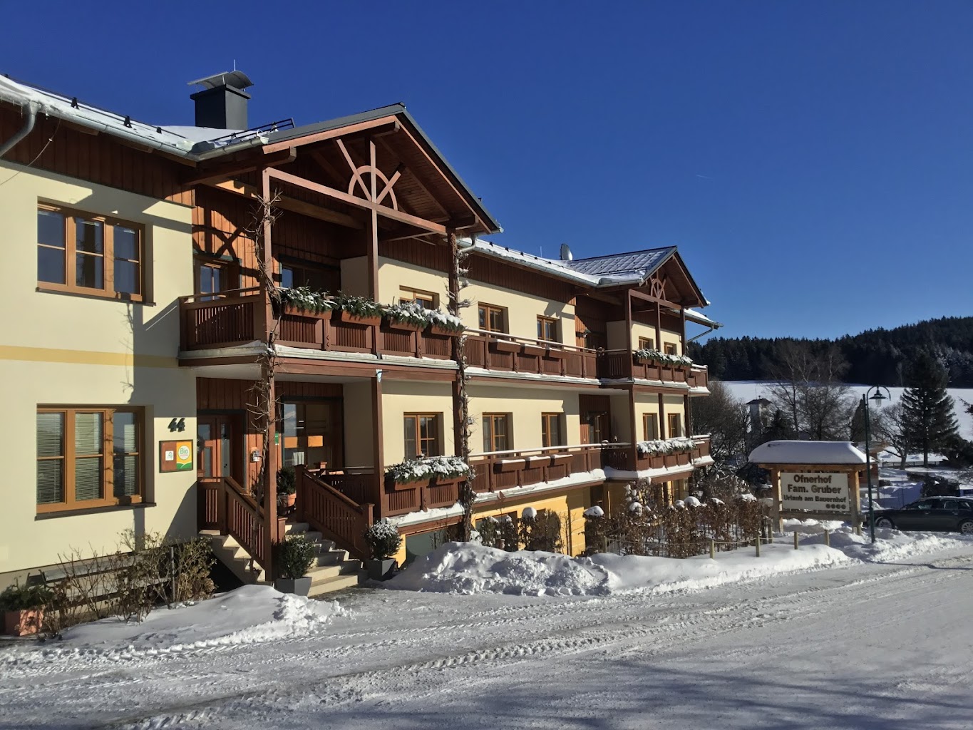 Urlaub am Bauernhof Birgit und Manfred Gruber - Ofnerhof direkt bei der Wexl Arena