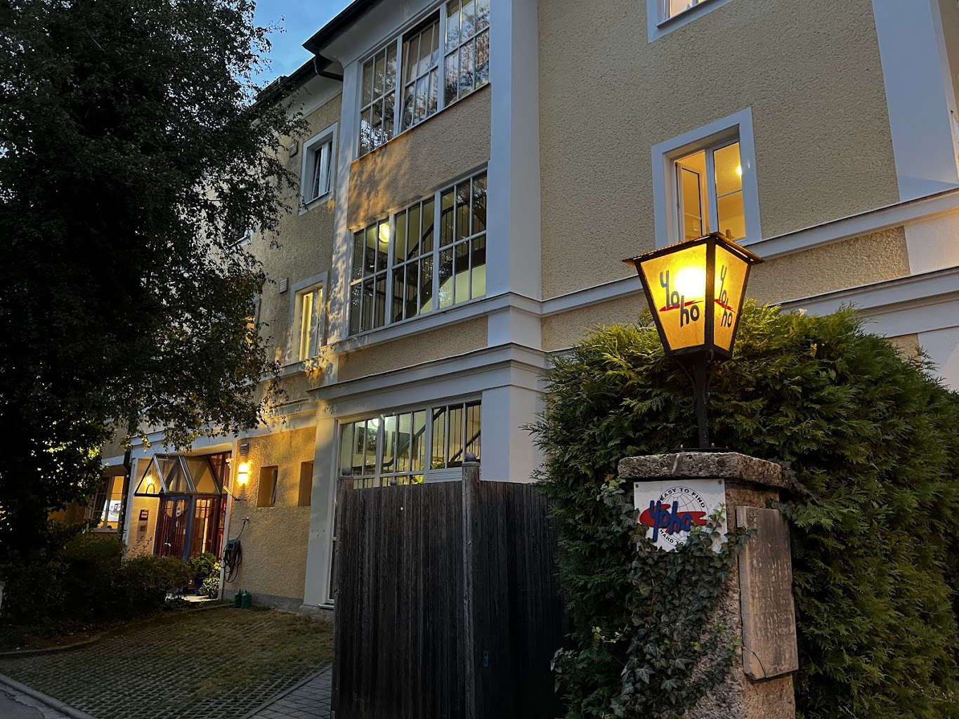 YoHo Youth Hostel