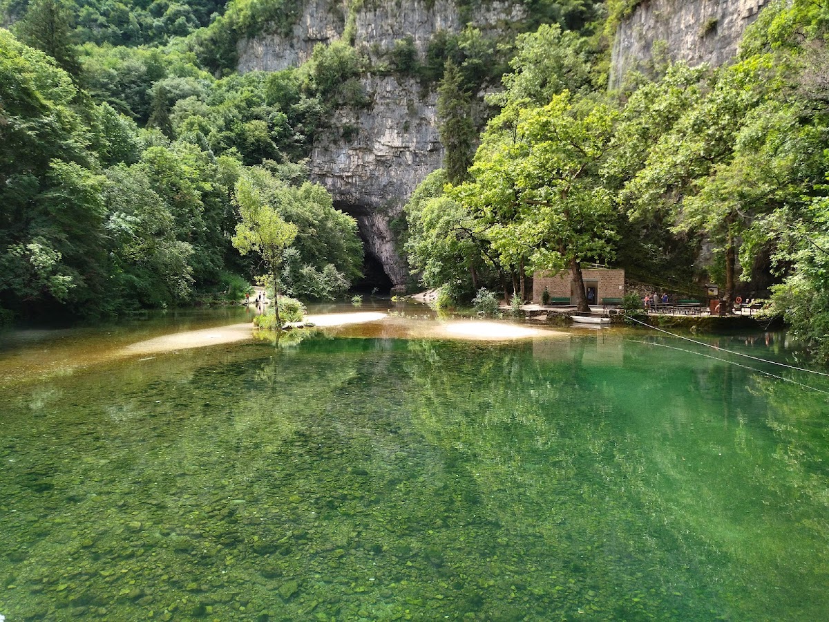 Oliero-Höhlen (Grotte di Oliero)