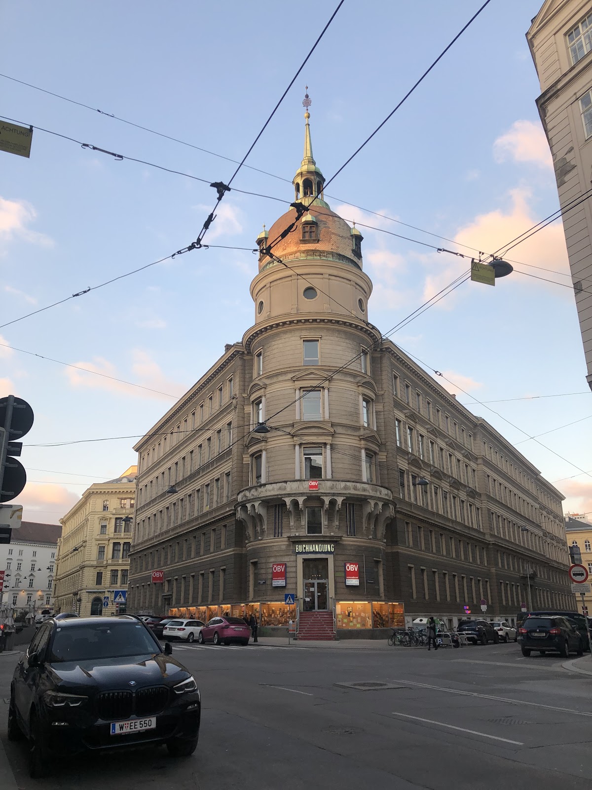 DAS WEISSE HAUS