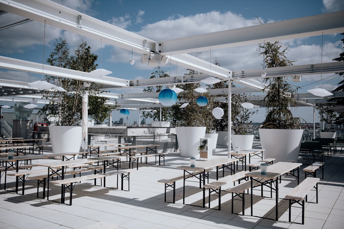 Rooftop Re-Opening – IKEA Wien Westbahnhof