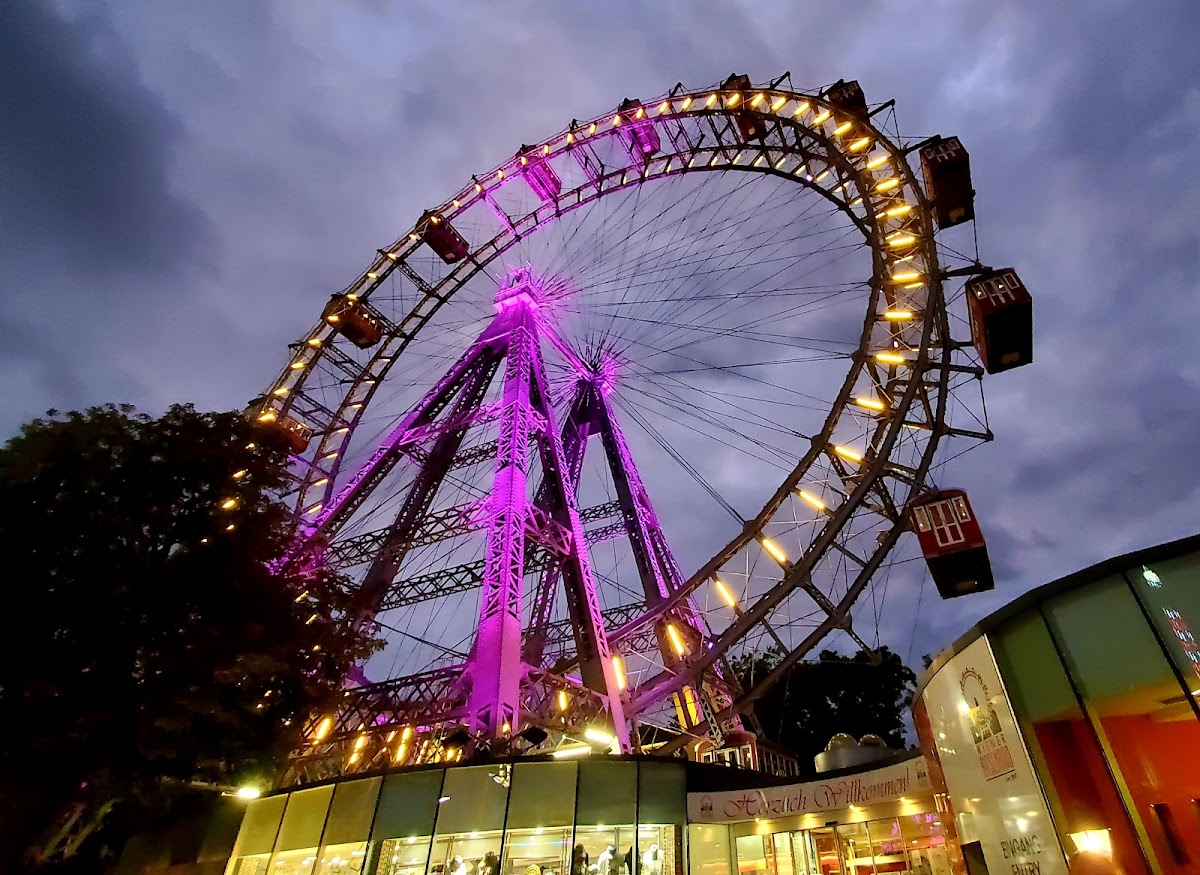 Wiener Riesenrad im Prater – Wahrzeichen Wiens seit 1897